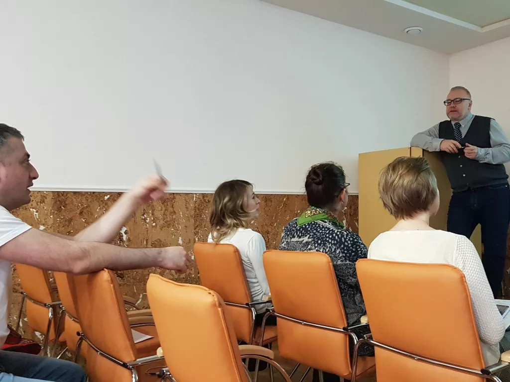  терапевты, пародонтологи, хирурги, ортопеды, живо интересовались новыми технологиями
