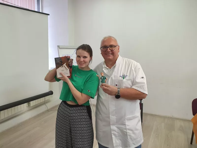 Памятные подарки участнику семинара "лазерная стоматология" 6.07.2022